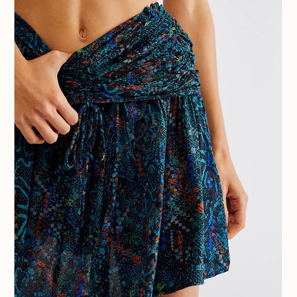 NWOT Free People Saturday Sun Mini Skirt (…